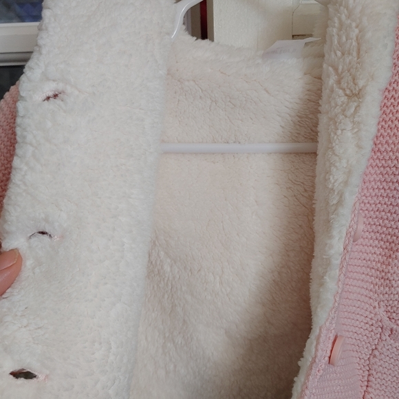 3/$40 NWOT - 6 MTH Baby Carter's Heavy Sweater - Picture 4 of 5